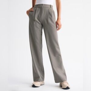 Abercrombie & Fitch Sloane Tailored Pants Brown Herringbone